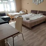 Oazis Vendeghaz 3*