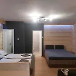 Oazis Vendeghaz 게스트하우스