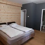 Oazis Vendeghaz بيت ضيافة Szilvásvárad