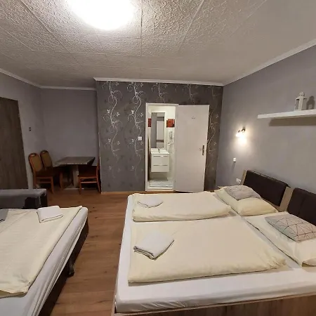 Oazis Vendeghaz Es Appartman Szilvásvárad