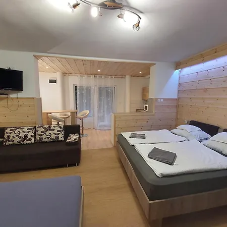 Oazis Vendeghaz Es Appartman Guest house Szilvasvarad