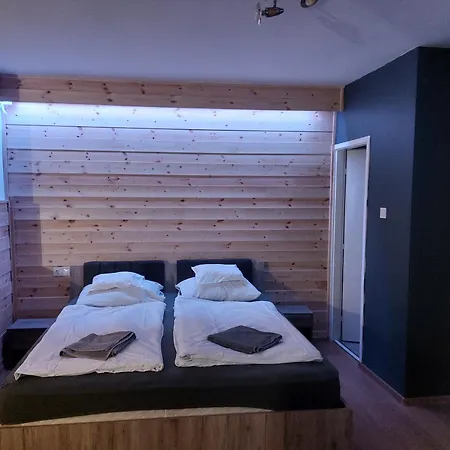 Oazis Vendeghaz Es Appartman Szilvásvárad