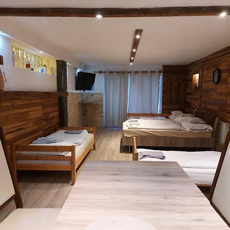 Guest house Oazis Vendeghaz Es Appartman
